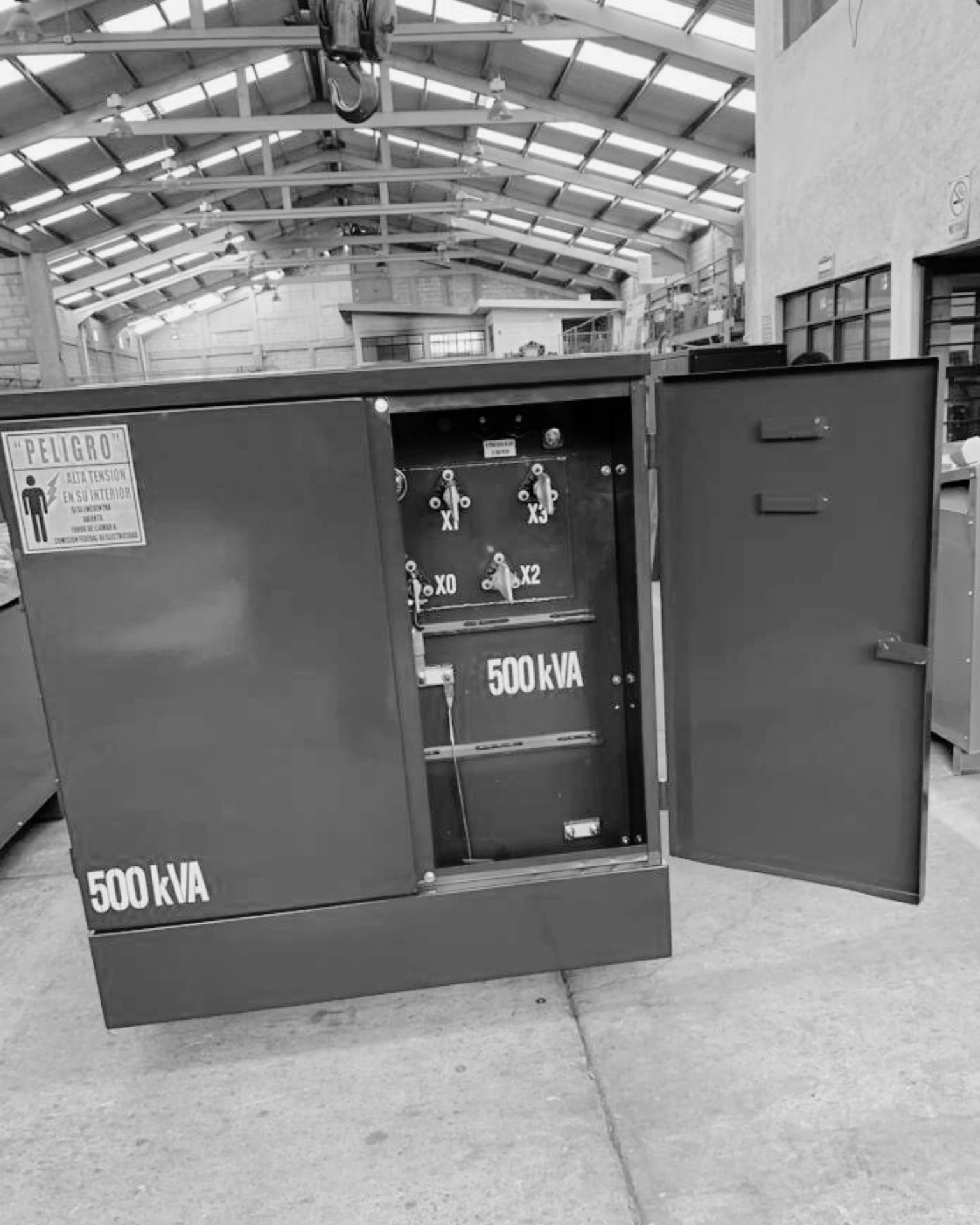 Transformador tipo pedestal